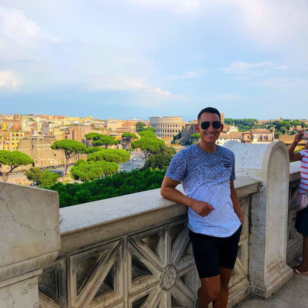 Meet your Posher, Jose